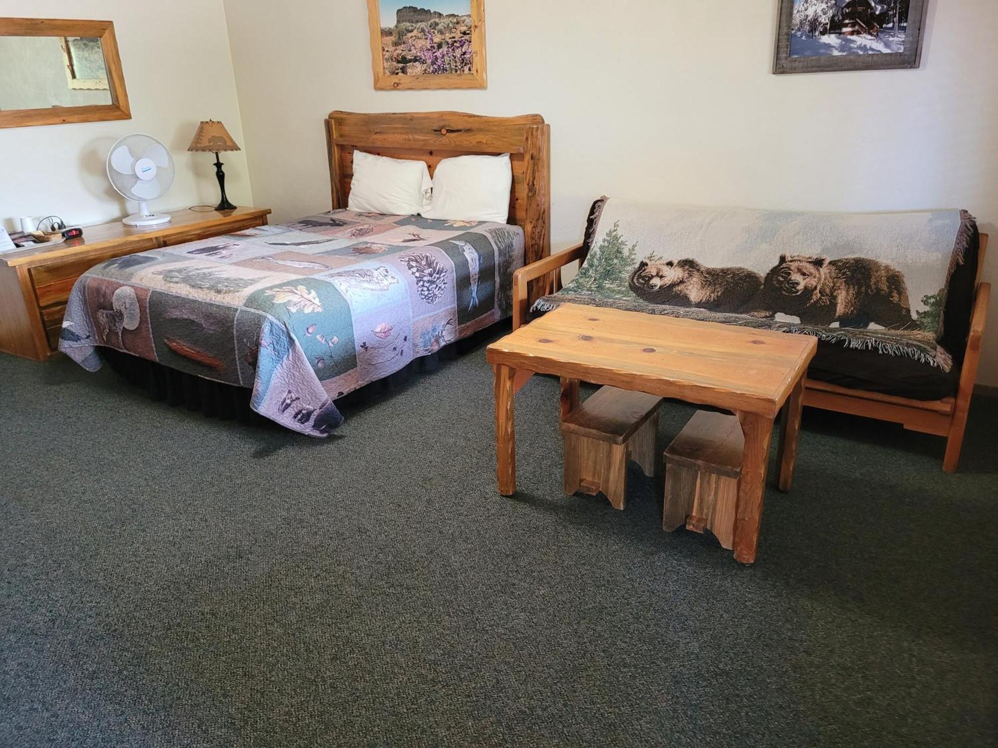 Willamette Pass Inn & Chalets Odell Lake ภายนอก รูปภาพ
